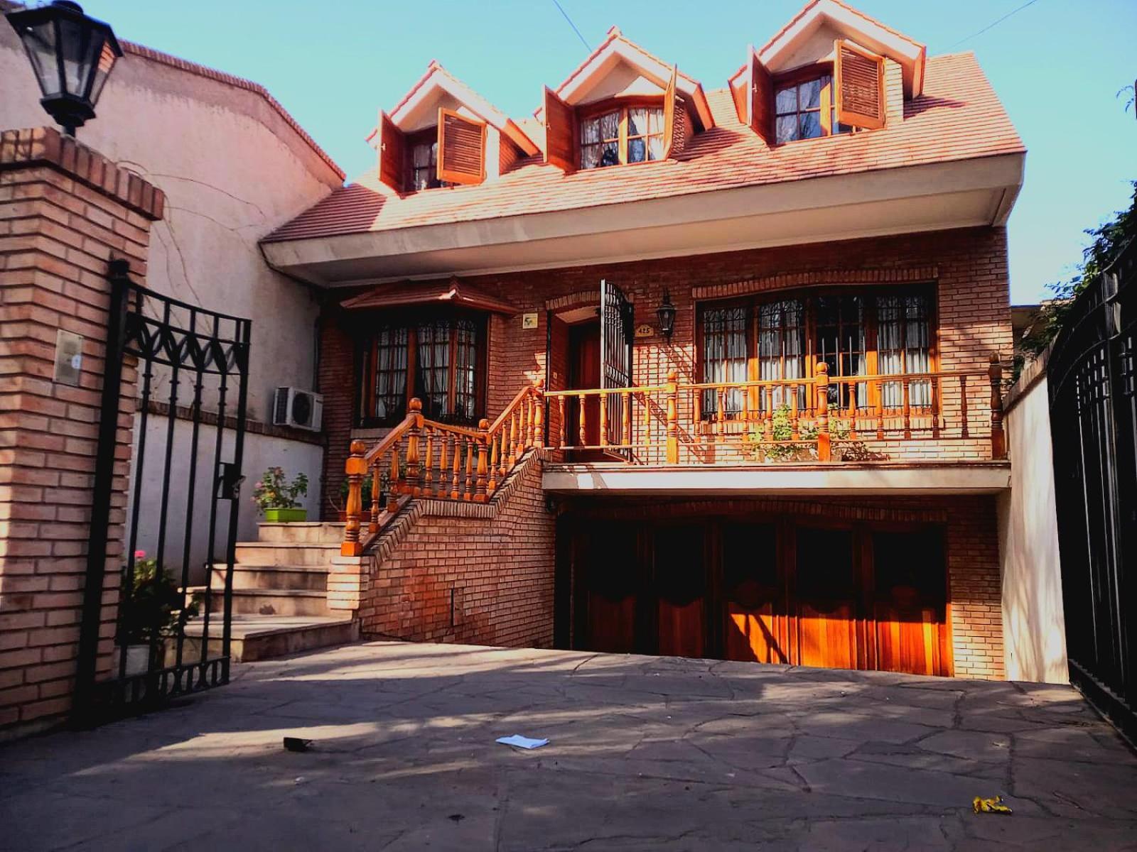 Bed and Breakfast Casa Bravo Мендоса Екстер'єр фото